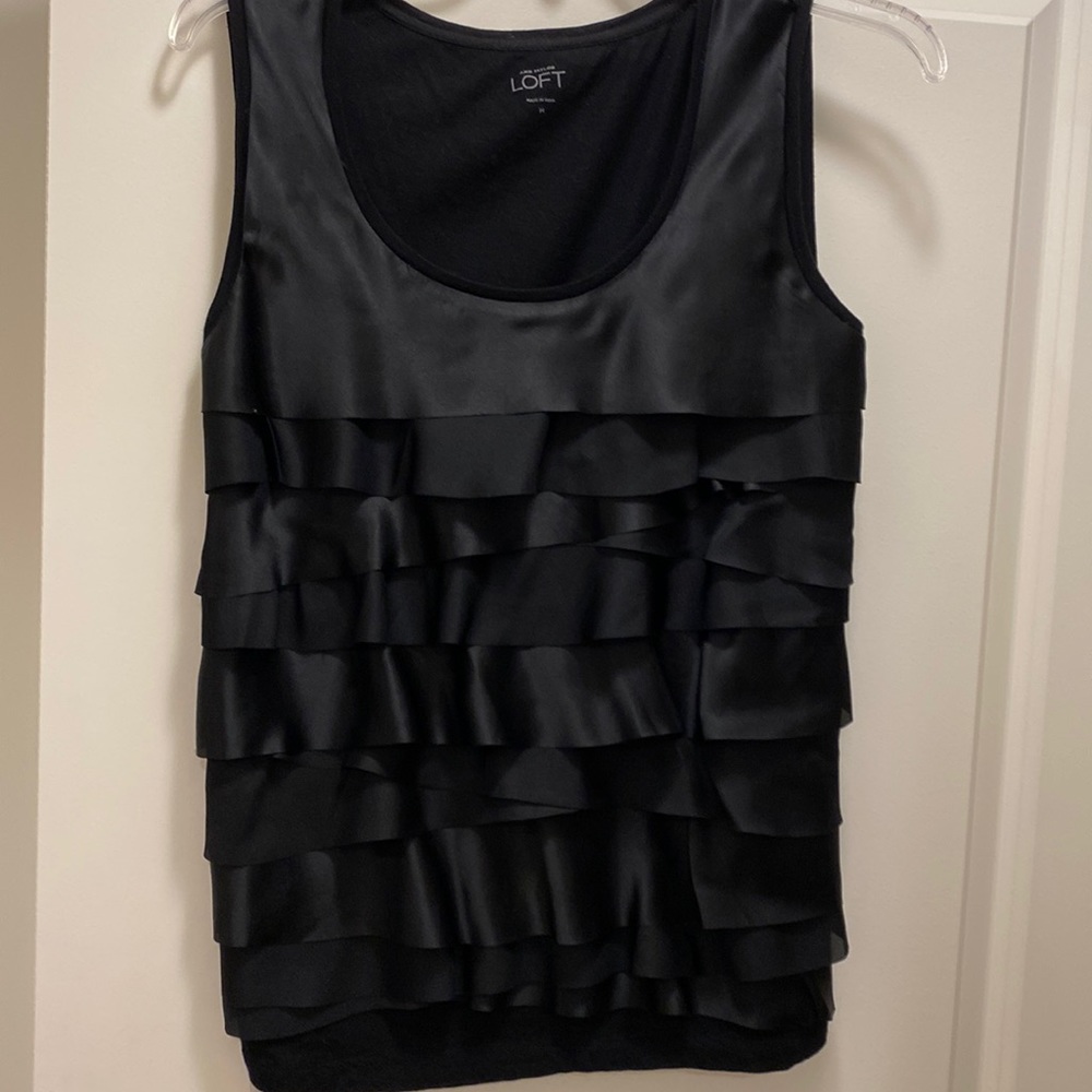 Loft Black Top